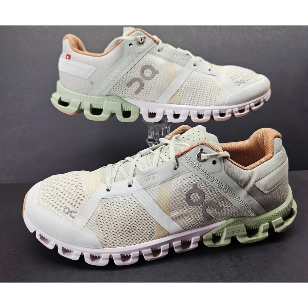 Oncloud Women 8.5 Comfy footwear